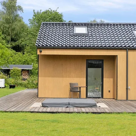 Holiday home Pauliina - 1-1km From The Sea By Interhome