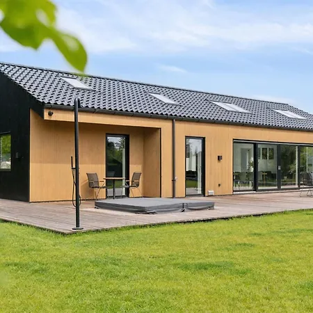 Pauliina - 1-1km From The Sea By Interhome Holiday home