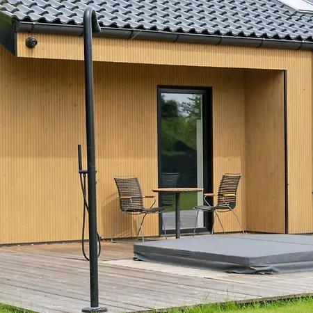 Pauliina - 1-1km From The Sea By Interhome *