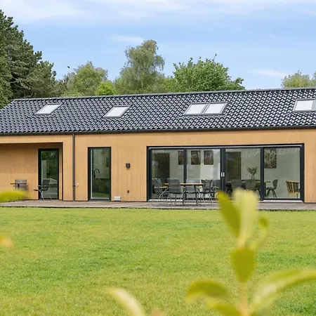 Pauliina - 1-1km From The Sea By Interhome